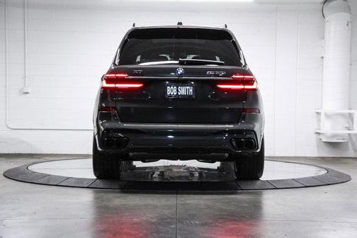 2026 BMW X7 M60i