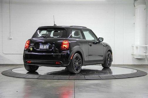 2024 MINI SE Hardtop Cooper