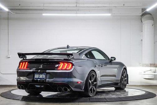 2022 Ford Shelby GT500 Base