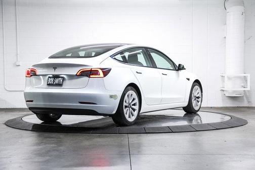 2022 Tesla Model 3 Base