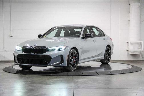 2023 BMW 330e 330e