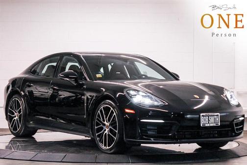 2022 Porsche Panamera