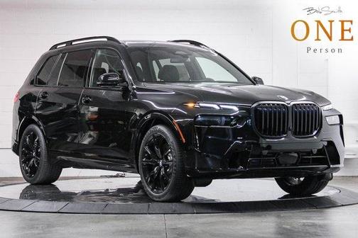 Black Sapphire Metallic 2027 BMW X7 xDrive40i
