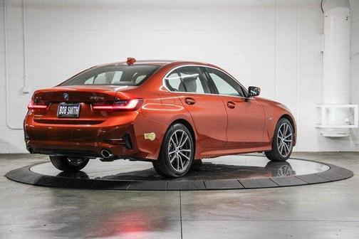 2022 BMW 330e xDrive