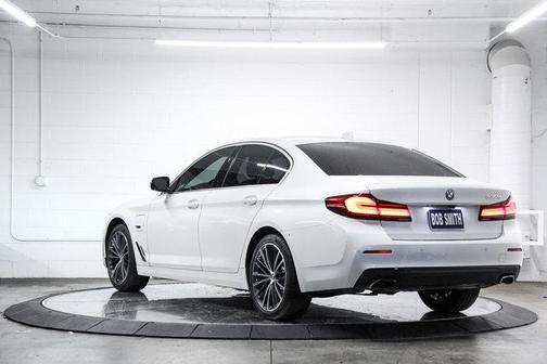 2023 BMW 530e 530e