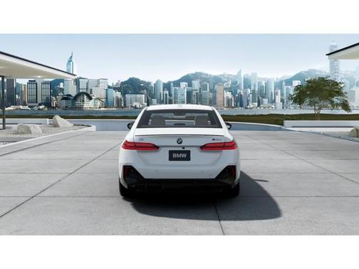 2025 BMW i5 M60