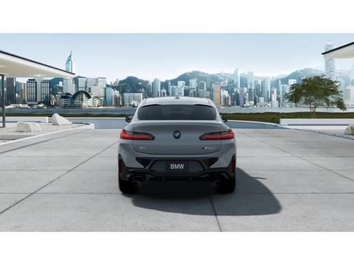 2025 BMW X4 M40i
