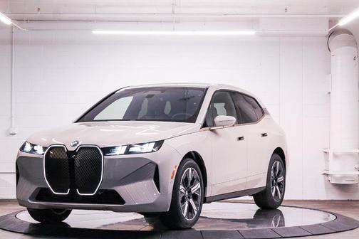2026 BMW iX xDrive45