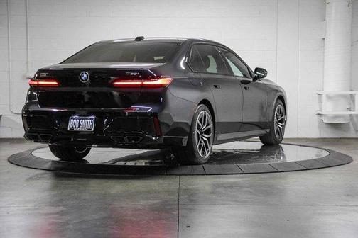 2026 BMW 760 760i xDrive