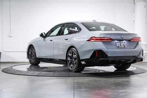 2026 BMW i5 eDrive40