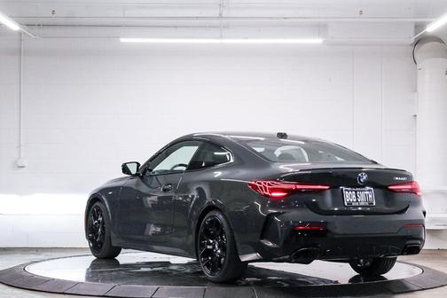 2026 BMW M440 i