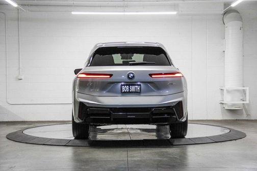 2026 BMW iX xDrive60