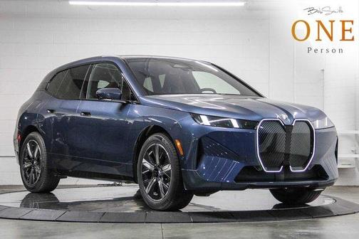 Arctic Race Blue Metallic 2026 BMW iX xDrive45