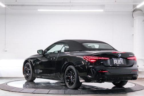 2025 BMW M440 i