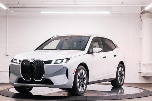 2026 BMW iX xDrive45