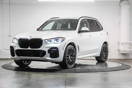 2023 BMW X5 M50i