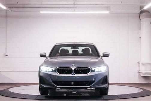 2025 BMW 330 i xDrive