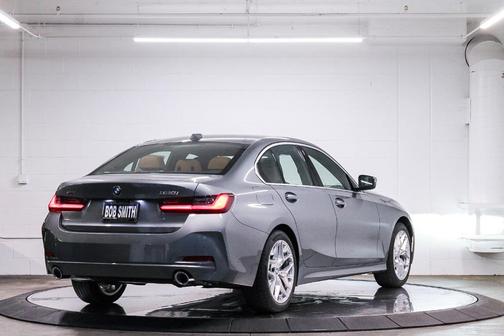 2025 BMW 330 i xDrive