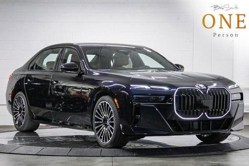 2026 BMW 740 i