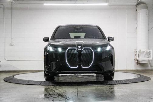 2026 BMW iX xDrive45