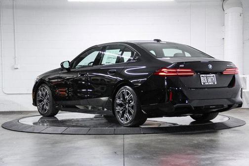 2026 BMW i5 eDrive40