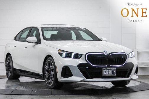 2025 BMW i5 eDrive40