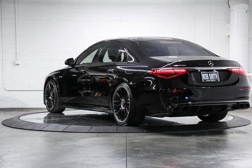 2024 Mercedes-Benz AMG S 63 E Base
