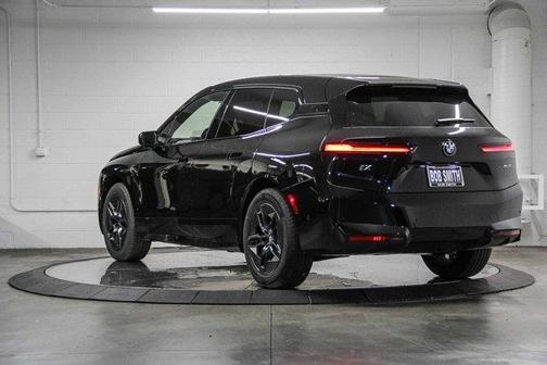 2026 BMW iX xDrive60