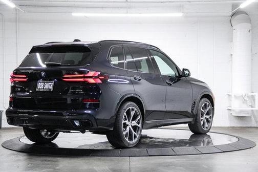 Carbon Black Metallic 2026 BMW X5 PHEV xDrive50e