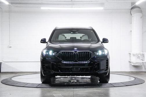 Carbon Black Metallic 2026 BMW X5 PHEV xDrive50e