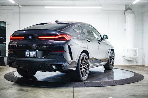 2023 BMW X6 xDrive40i