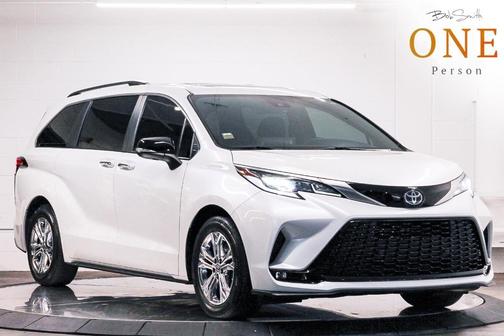 2023 Toyota Sienna XSE 25th Anniversary