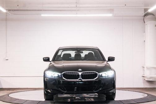 2025 BMW 330 i