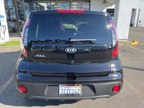 2017 Kia Soul Base