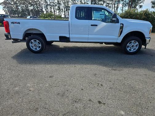 2025 Ford F-250 XLT