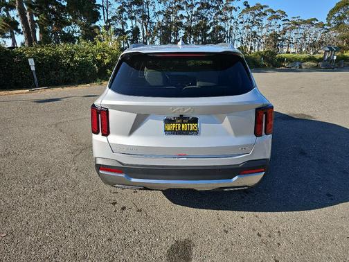 2025 Kia Sorento Plug-In Hybrid EX