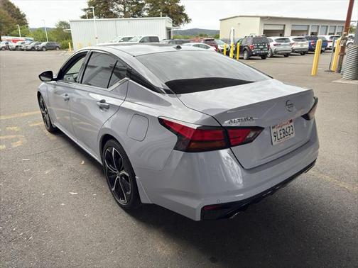 2024 Nissan Altima SR FWD