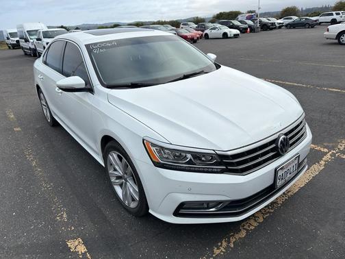 2018 Volkswagen Passat 2.0T SE