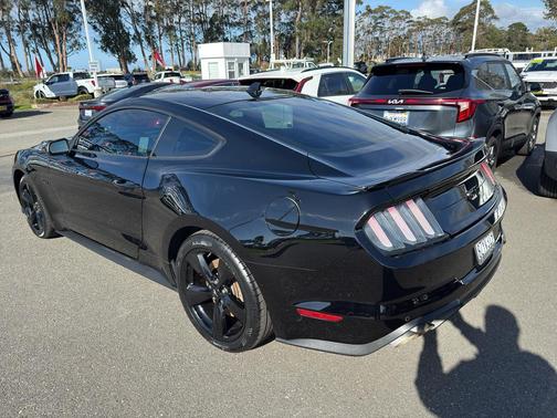 2021 Ford Mustang GT