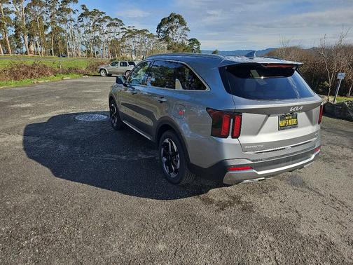 2026 Kia Sorento Hybrid EX