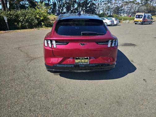 2025 Ford Mustang Mach-E Premium