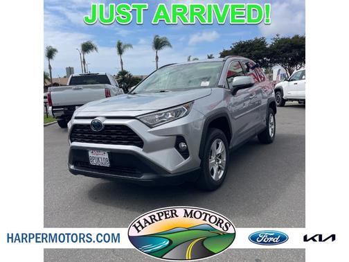 2020 Toyota RAV4 Hybrid XLE