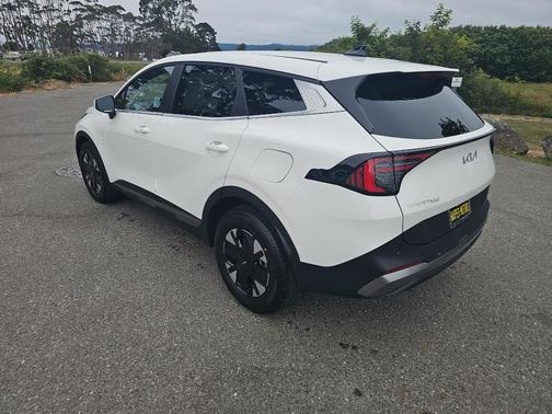 2026 Kia Sportage Hybrid LX