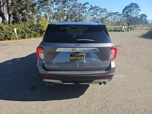 2022 Ford Explorer Platinum