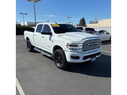 2022 RAM 2500 Laramie Crew Cab 4x4 6'4' Box