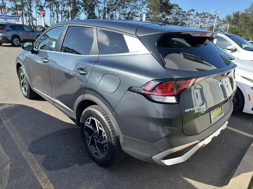 2024 Kia Sportage LX