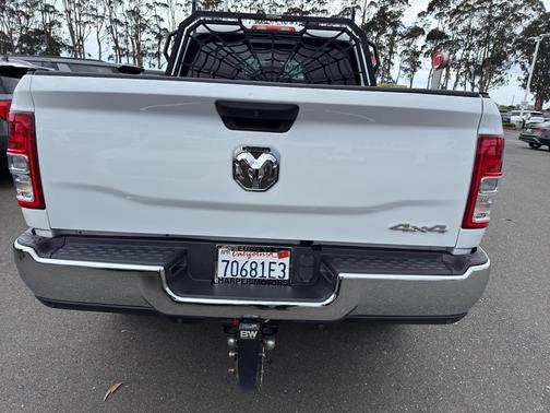 2021 RAM 3500 Tradesman Crew Cab 4x4 6'4' Box