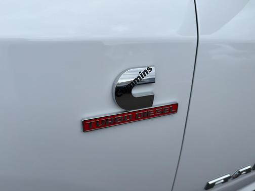 2021 RAM 3500 Tradesman Crew Cab 4x4 6'4' Box