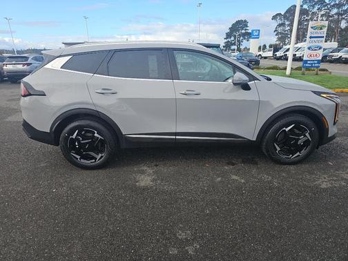 2026 Kia Sportage Hybrid EX