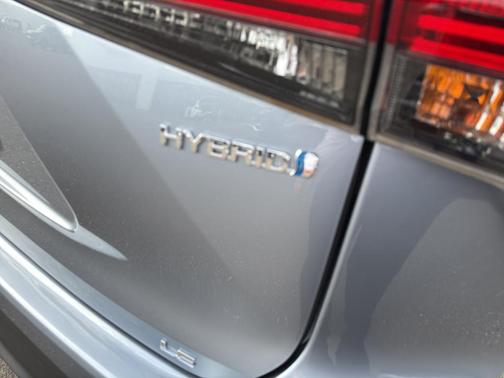 2023 Toyota Highlander Hybrid LE